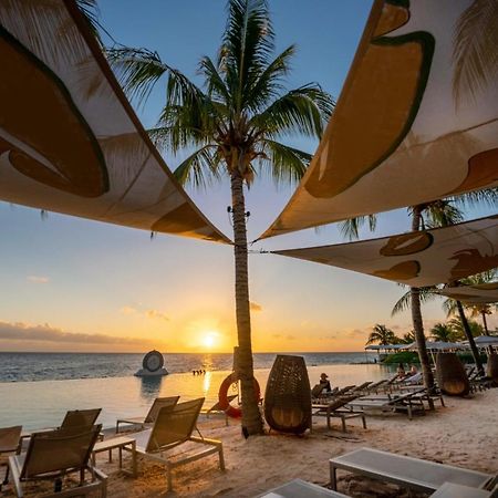 Papagayo Beach Resort (Adults Only) Willemstad Zewnętrze zdjęcie